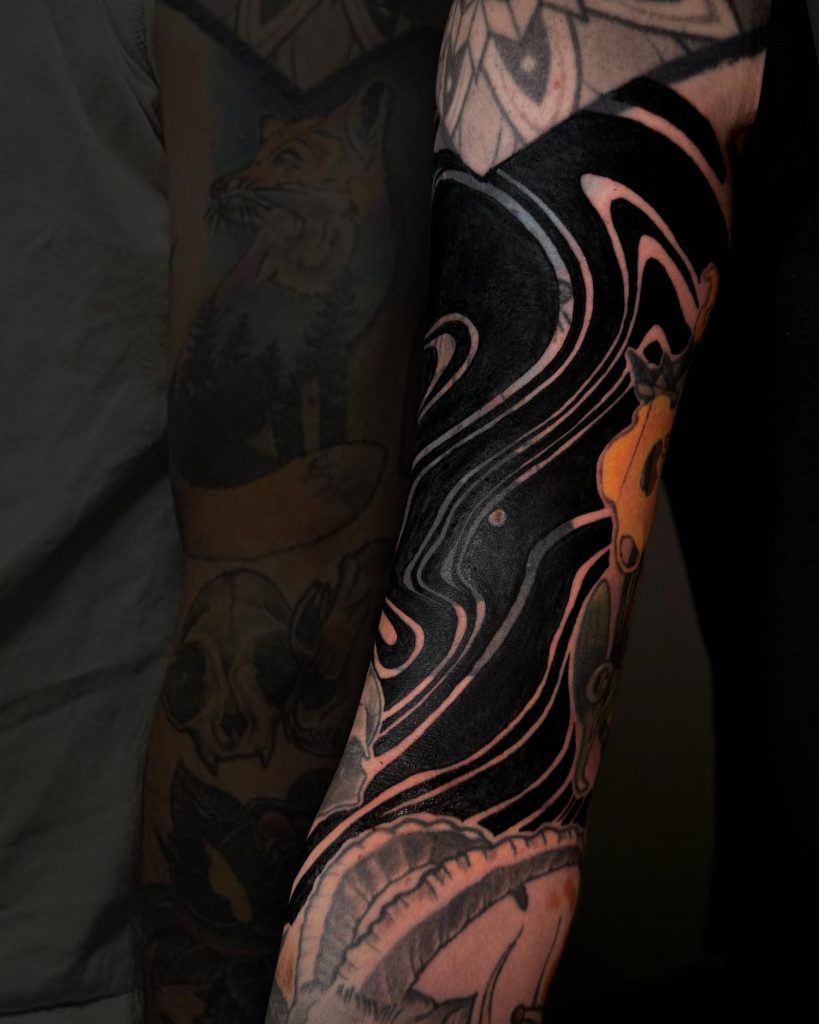 Blastover Tattoo von Addi Asha, Tätowierer aus Bochum, NRW